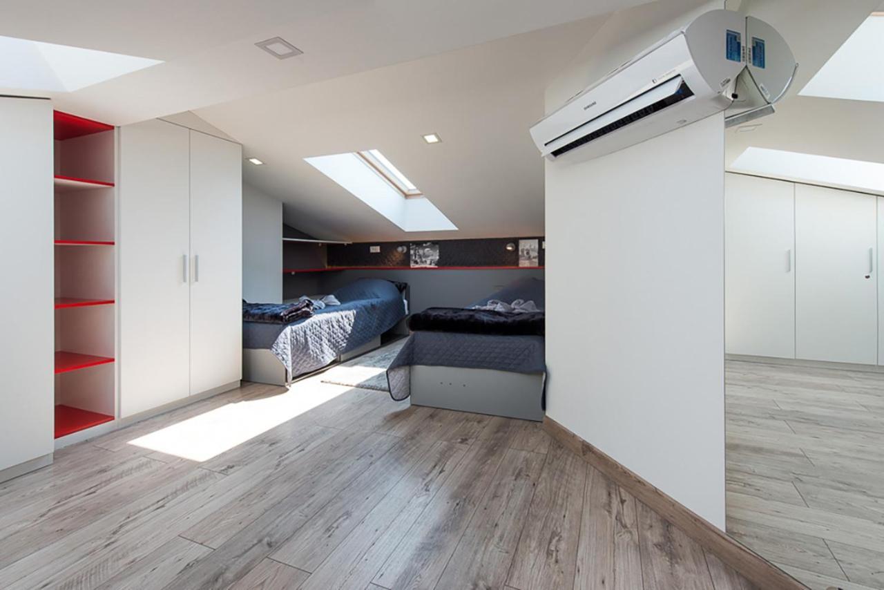 Cozy And Large 62 M2 Apartment With Air Conditioning, Old Town Cracovia Exterior foto